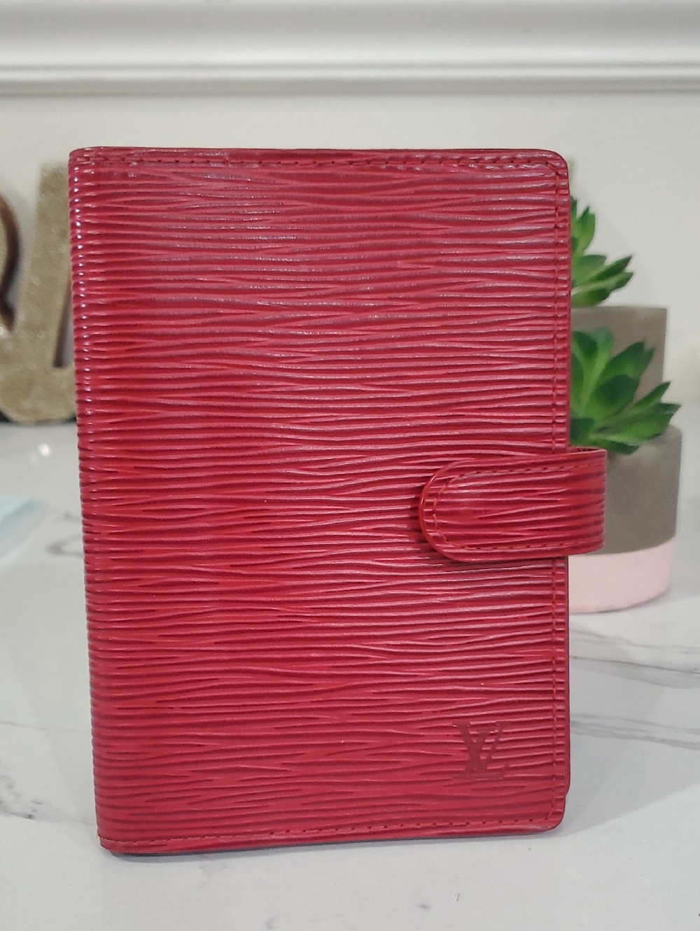 Louis Vuitton PM Red Epi Leather Small Ring Agenda Cover❤️
